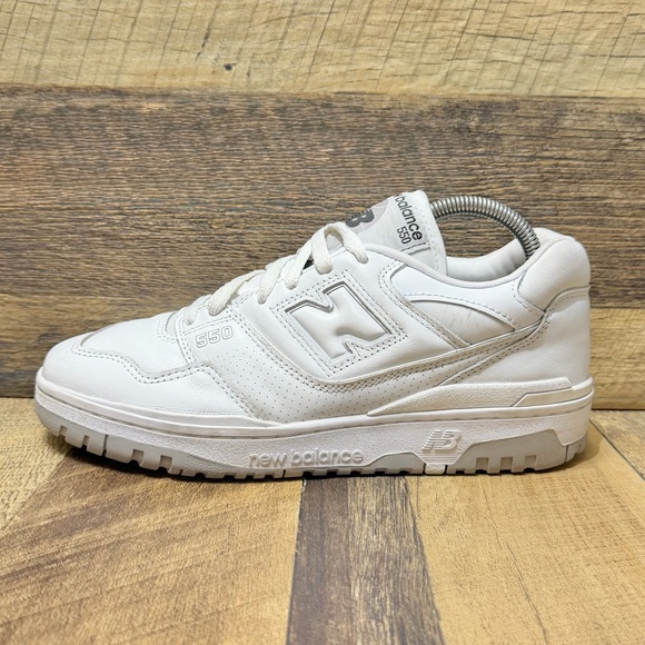 New Balance 550 White Grey Athletic Shoes Size 8.5 Men / 10.5 Women BB550PB1 - Picture 6 of 9